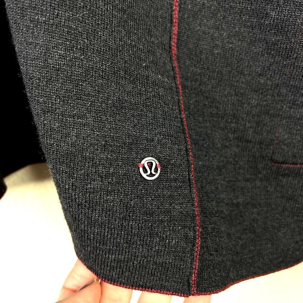 Lululemon Reverse Me Wrap Cardigan Sweater Reversible Merino Wool Red Gray - Picture 6 of 7